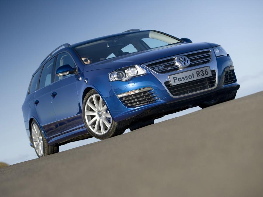 Volkswagen Passat R36 Variant (AU) '2008